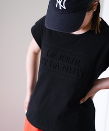 エンボス加工Tシャツ