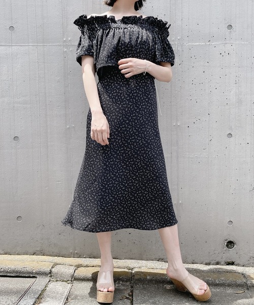 lilLilly（リルリリー）の「フラワーオフショルトップス（シャツ/ブラウス・レディース・ホワイト/アイボリー/ブラック・FREE）」の12枚目の写真