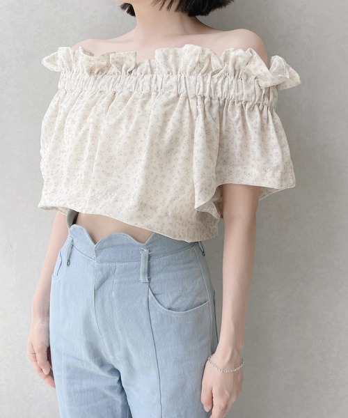 lilLilly（リルリリー）の「フラワーオフショルトップス（シャツ/ブラウス・レディース・ホワイト/アイボリー/ブラック・FREE）」の11枚目の写真