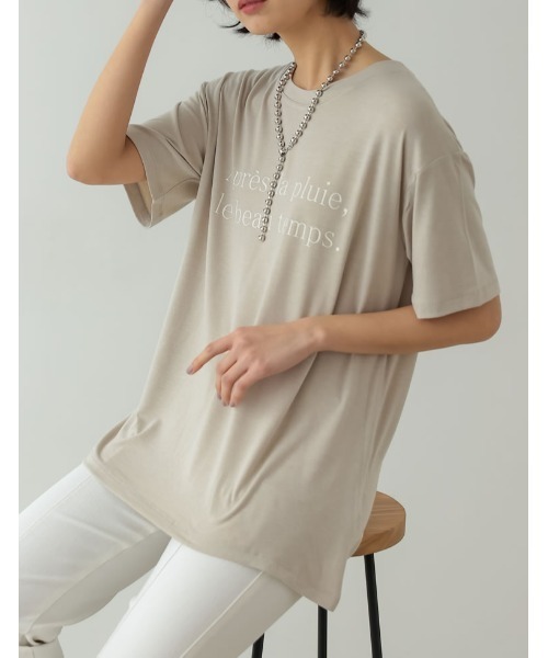 Re:EDIT(リエディ)の「接触冷感とろみロゴTシャツ(Tシャツ/カットソー・レディース・オレンジ/グリーン/ホワイト×ブラック/スミクロ/グレイッシュベージュ・MEDIUM/LARGE)」の4枚目の写真