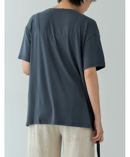 Re:EDIT(リエディ)の「接触冷感とろみロゴTシャツ(Tシャツ/カットソー・レディース・オレンジ/グリーン/ホワイト×ブラック/スミクロ/グレイッシュベージュ・MEDIUM/LARGE)」の21枚目の写真