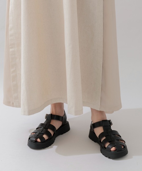 Paradise Picnic（パラダイスピクニック）の「スリット切替ワンピース（ワンピース・レディース・ベージュ/ネイビー・FREE）」の4枚目の写真