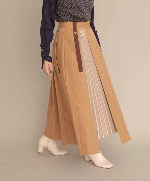 Eimee Law（エイミーロウ）の「タックプリーツデザインスカート（スカート・レディース・カーキ/オレンジ系/ブラック・38）」の8枚目の写真