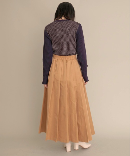 Eimee Law（エイミーロウ）の「タックプリーツデザインスカート（スカート・レディース・カーキ/オレンジ系/ブラック・38）」の10枚目の写真