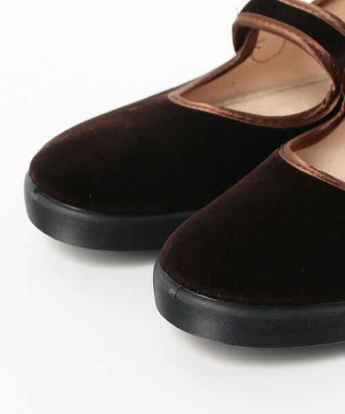 ALBEROLA（アルベローラ）の「ALBEROLA × B:MING by BEAMS / 別注 ベロア フラットシューズ 22AW（バレエシューズ・レディース・ワイン/ブラック/ブラウン・39/38/37/36）」の19枚目の写真