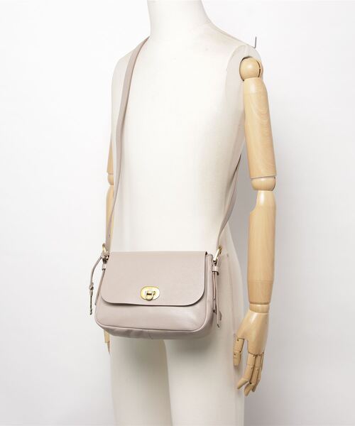 FOSSIL(フォッシル)の「HARPER CROSSBODY ZB1799788(メッセンジャーバッグ・レディース・グレー・FREE)」の3枚目の写真