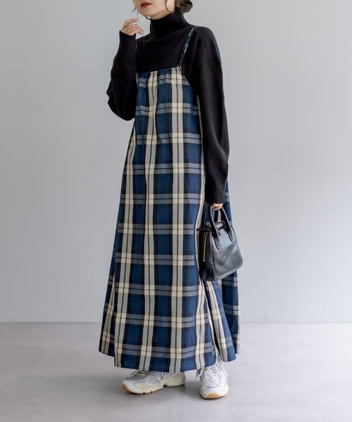 PUAL CE CIN(ピュアルセシン)の「【Du noir】WEB限定カラーあり/ダブルストラップ ビッグチェックキャミワンピース(ワンピース・レディース・ブラック系/ベージュ系/ネイビー×ホワイト/イエロー×グリーン・FREE)」の3枚目の写真