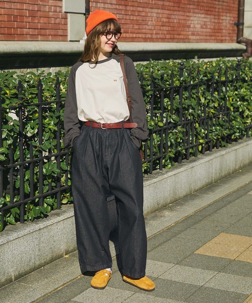 MONO-MART LADY'S（モノマートレディース）の「ナンバリング刺繍ビッグラグランスリーブロングTシャツ（Tシャツ/カットソー・レディース・グリーン/オレンジ/チャコールグレー/ブラック/ネイビー/ワイン/ブラウン/ワインレッド/ブラック系1・FREE）」の21枚目の写真