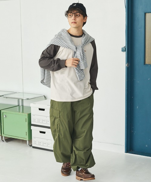 MONO-MART LADY'S（モノマートレディース）の「ナンバリング刺繍ビッグラグランスリーブロングTシャツ（Tシャツ/カットソー・レディース・グリーン/オレンジ/チャコールグレー/ブラック/ネイビー/ワイン/ブラウン/ワインレッド/ブラック系1・FREE）」の18枚目の写真