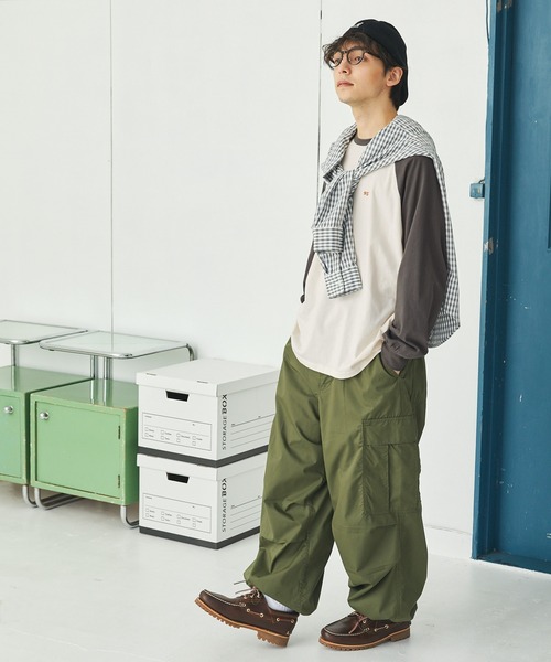 MONO-MART LADY'S（モノマートレディース）の「ナンバリング刺繍ビッグラグランスリーブロングTシャツ（Tシャツ/カットソー・レディース・グリーン/オレンジ/チャコールグレー/ブラック/ネイビー/ワイン/ブラウン/ワインレッド/ブラック系1・FREE）」の17枚目の写真