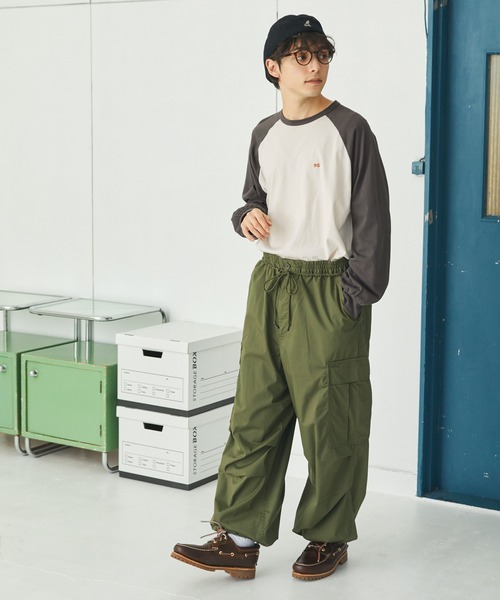 MONO-MART LADY'S（モノマートレディース）の「ナンバリング刺繍ビッグラグランスリーブロングTシャツ（Tシャツ/カットソー・レディース・グリーン/オレンジ/チャコールグレー/ブラック/ネイビー/ワイン/ブラウン/ワインレッド/ブラック系1・FREE）」の13枚目の写真