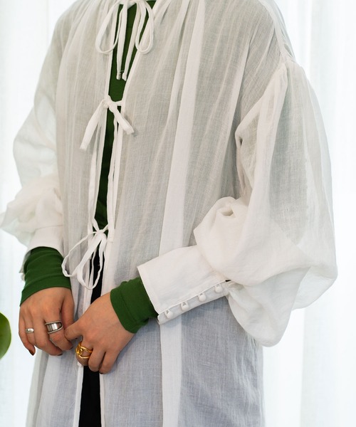 INTERPLAY（インタープレイ）の「【INTERPLAY x AYUMI】2WAY ボリュームスリーブ ワンピース（ワンピース・レディース・ホワイト/ライトブルー/ネイビー・FREE）」の6枚目の写真