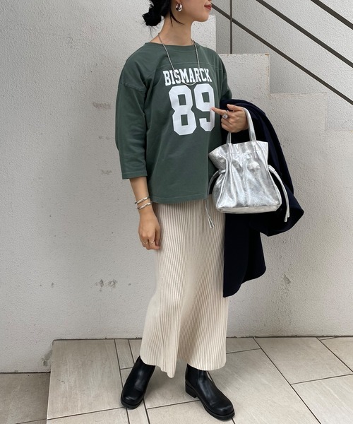 SHENERY（シーナリー）の「リブニットロングスカート（スカート・レディース・ブラック/グレー/アイボリー・FREE）」の8枚目の写真