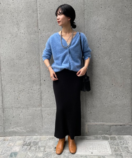 SHENERY（シーナリー）の「リブニットロングスカート（スカート・レディース・ブラック/グレー/アイボリー・FREE）」の18枚目の写真