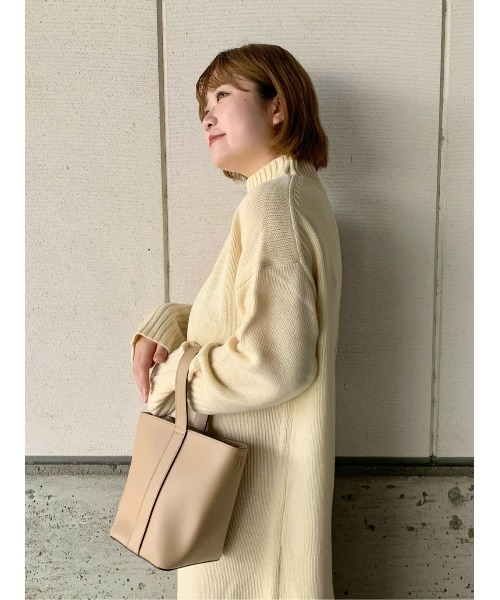 HONEYSUCKLE ROSE(ハニーサックルローズ)の「【HONEYSUCKLE ROSE】ハイネックニットワンピース(ワンピース・レディース・ブラック/オフホワイト/ベージュ・M/L)」の14枚目の写真