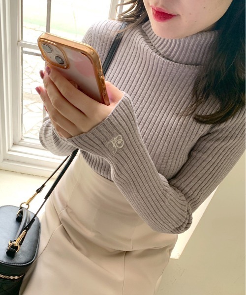 BADOU-R 45rpm 碇刺繍 クルーネックニット 4(L) オリーブ 美品 BADOU-R 45rpm 碇刺繍 クルーネックニット 4(L) オリーブ 美品