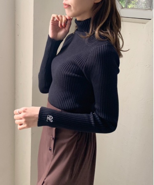 OLIVE des OLIVE（オリーブデオリーブ）の「タートルネック刺繍リブニット（ニット/セーター・レディース・ブラック/ブラウン/オフホワイト/サックスブルー/スミクロ・FREE）」の11枚目の写真