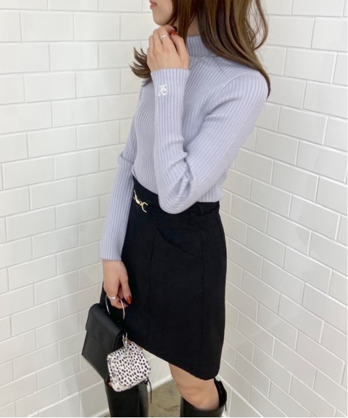 OLIVE des OLIVE（オリーブデオリーブ）の「タートルネック刺繍リブニット（ニット/セーター・レディース・ブラック/ブラウン/オフホワイト/サックスブルー/スミクロ・FREE）」の8枚目の写真