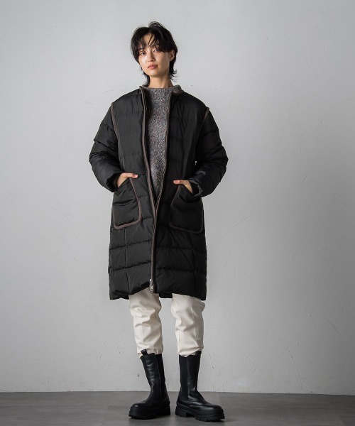 配色パイピングノーカラーダウンコート