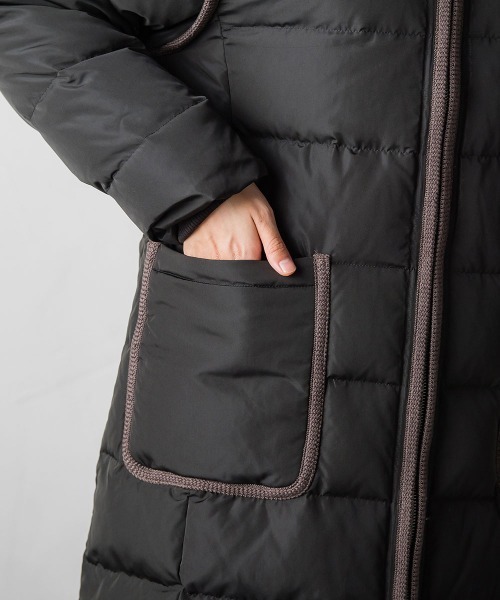 配色パイピングノーカラーダウンコート