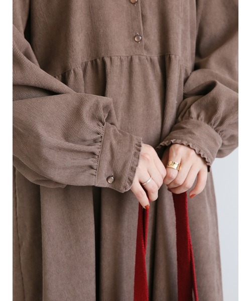 ehka sopo（エヘカソポ）の「コーデュロイフリル襟ワンピース（ワンピース・レディース・ミント/チャコール/キナリ・ﾌﾘ-）」の20枚目の写真