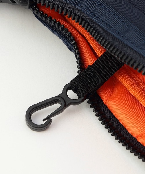 Alpha Industries（アルファインダストリーズ）の「ナイロンコーデュラツイル ショルダーバッグ（ショルダーバッグ・メンズ・ブラック/ネイビー/グリーン・FREE）」の4枚目の写真