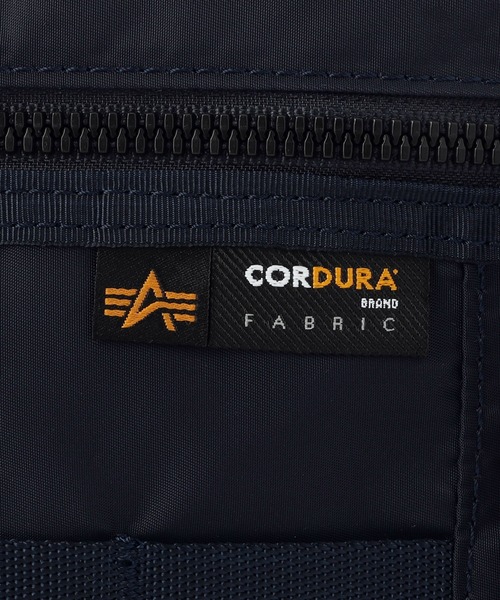 Alpha Industries（アルファインダストリーズ）の「ナイロンコーデュラツイル ショルダーバッグ（ショルダーバッグ・メンズ・ブラック/ネイビー/グリーン・FREE）」の17枚目の写真