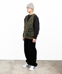 HUF ハフ カモフラージュ柄 ZIP UP ニットベスト カーキ M HUF（ハフ）の「HUDSON CAMO ZIP VEST/ HUF ジップベスト ニット