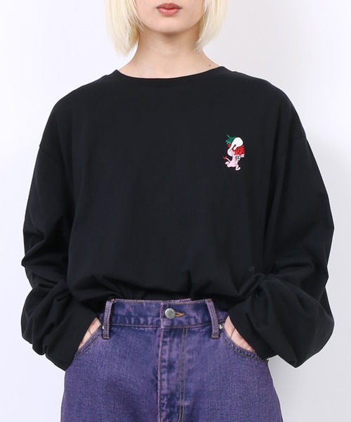 PUNYUS（プニュズ）の「ワンポイントロンＴ（Tシャツ/カットソー・レディース・ホワイト/ブラック・1/2/3/4）」の2枚目の写真