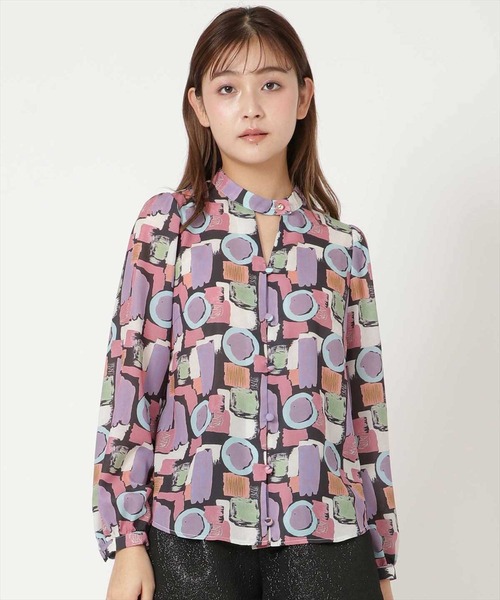 REDYAZEL（レディアゼル）の「カラフルペイントデコルテあきブラウス（シャツ/ブラウス・レディース・グリーン/ネイビー/オレンジ・SMALL/MEDIUM）」の11枚目の写真