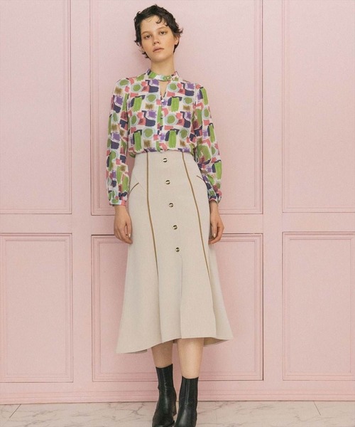 REDYAZEL（レディアゼル）の「カラフルペイントデコルテあきブラウス（シャツ/ブラウス・レディース・グリーン/ネイビー/オレンジ・SMALL/MEDIUM）」の7枚目の写真