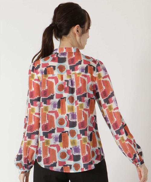 REDYAZEL（レディアゼル）の「カラフルペイントデコルテあきブラウス（シャツ/ブラウス・レディース・グリーン/ネイビー/オレンジ・SMALL/MEDIUM）」の4枚目の写真