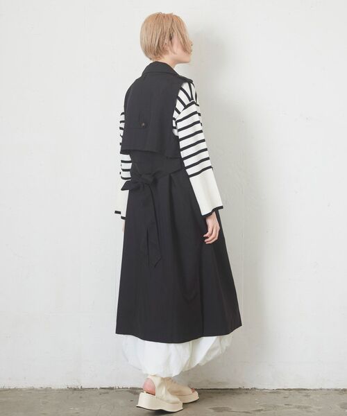 kivi（キヴィ）の「ノースリトレンチコート（トレンチコート・レディース・ブラック/ベージュ・FREE）」の6枚目の写真