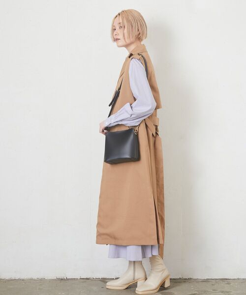 kivi（キヴィ）の「ノースリトレンチコート（トレンチコート・レディース・ブラック/ベージュ・FREE）」の12枚目の写真