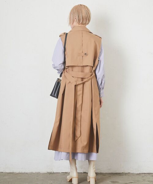 kivi（キヴィ）の「ノースリトレンチコート（トレンチコート・レディース・ブラック/ベージュ・FREE）」の13枚目の写真