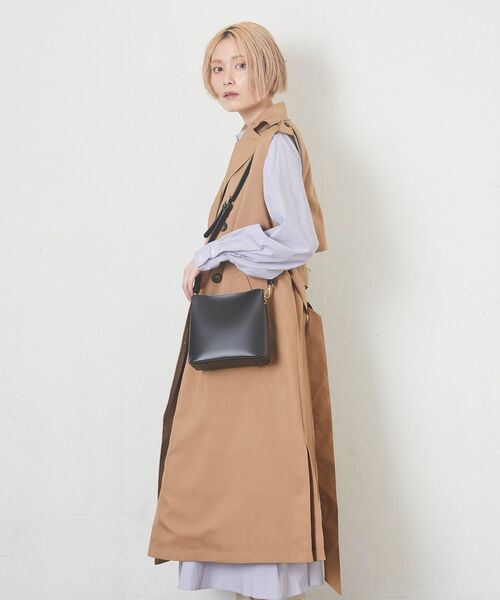 kivi（キヴィ）の「ノースリトレンチコート（トレンチコート・レディース・ブラック/ベージュ・FREE）」の15枚目の写真