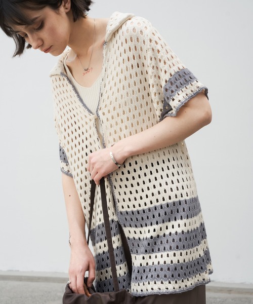 EKCOOKIES（イーケークッキーズ）の「【 EKCOOKIES 】透かし編みニットポロ｜抜け感のある開襟デザイントップス（シャツ/ブラウス・レディース・キナリ・S/M/L）」の6枚目の写真