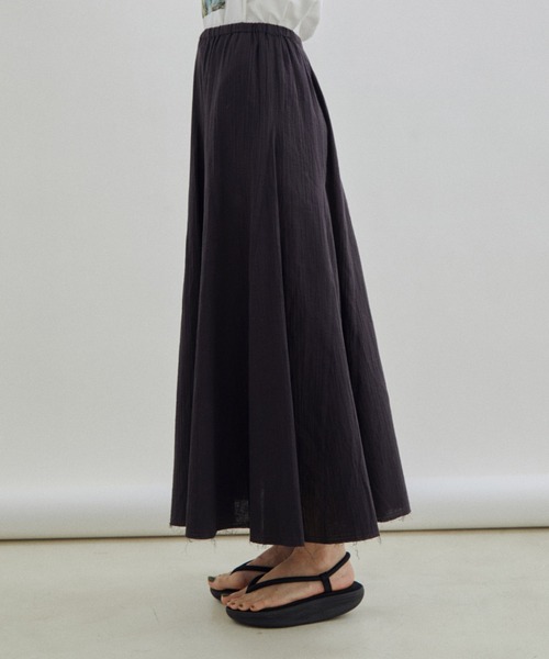 SALON adam et rope'（サロン アダム エ ロペ）の「【セットアップ対応・洗える】オーガニックコットンガーゼフレアースカート（スカート・レディース・オフホワイト/スミクロ・FREE）」の11枚目の写真