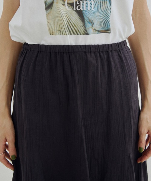 SALON adam et rope'（サロン アダム エ ロペ）の「【セットアップ対応・洗える】オーガニックコットンガーゼフレアースカート（スカート・レディース・オフホワイト/スミクロ・FREE）」の7枚目の写真