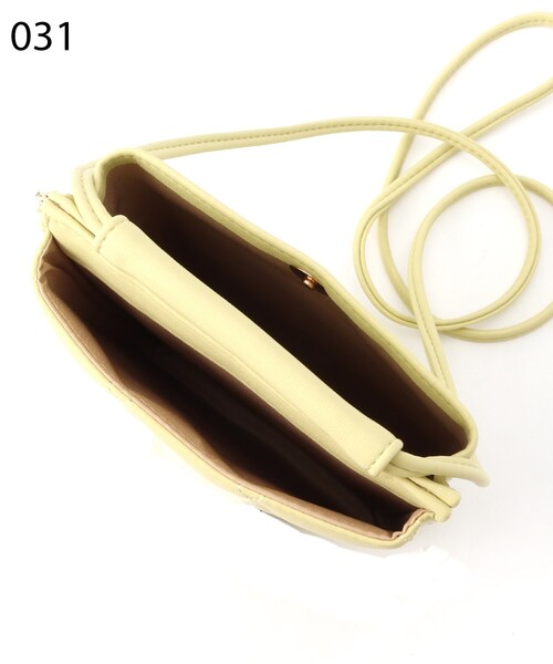 grove（グローブ）の「◆サンカクキルトマルチショルダー（ショルダーバッグ・レディース・アイボリー/ブラック/ライトグレー/レモンイエロー・00）」の17枚目の写真