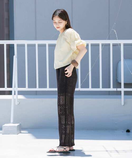 シャーリングパフスリーブブラウス