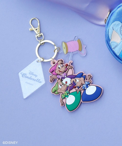 Disney（ディズニー）の「ディズニー　ラバーチャーム（キーホルダー・レディース・その他5/その他4/その他2/その他3/その他1・FREE）」の3枚目の写真