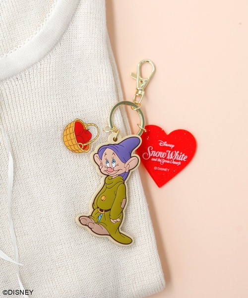 Disney（ディズニー）の「ディズニー　ラバーチャーム（キーホルダー・レディース・その他5/その他4/その他2/その他3/その他1・FREE）」の4枚目の写真