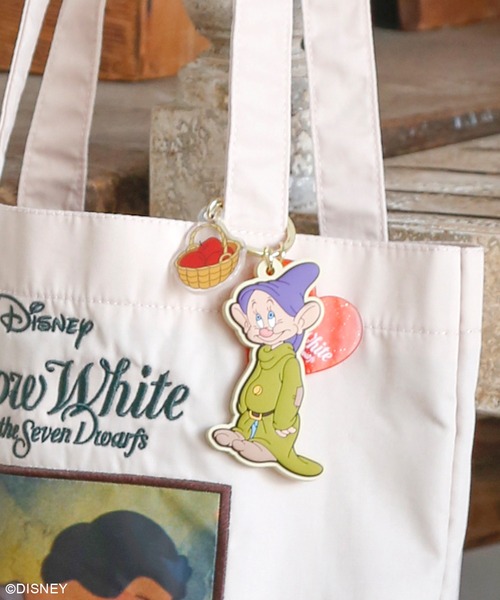 Disney（ディズニー）の「ディズニー　ラバーチャーム（キーホルダー・レディース・その他5/その他4/その他2/その他3/その他1・FREE）」の10枚目の写真