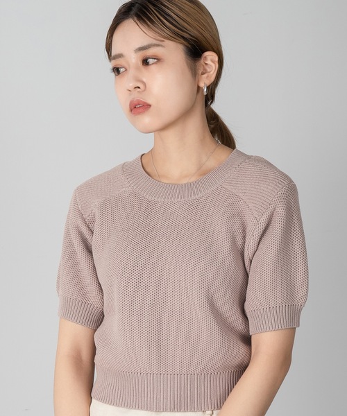 Amiur(エミレ)の「back open knit tops(ニット/セーター・レディース・ブラック/ベージュ/ホワイト・FREE)」の3枚目の写真