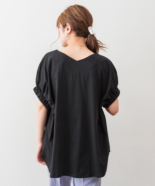 atONE(アットワン)の「atONE 2WAYゴムギャザースリーブカットソー(Tシャツ/カットソー・レディース・ホワイト/グレイッシュベージュ/ブラック/テラコッタ・M-L/4L~5L/LL~3L)」の11枚目の写真