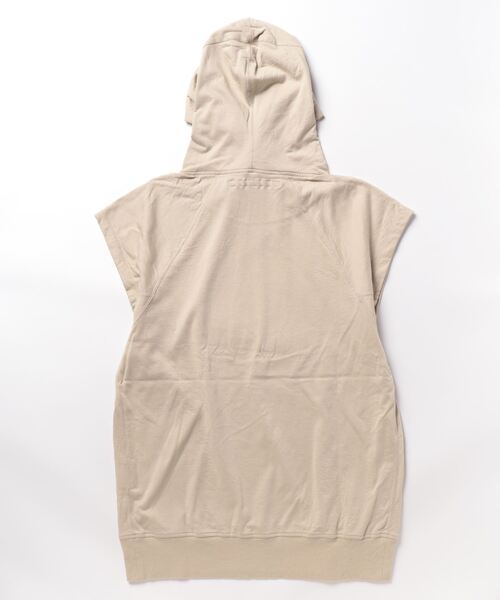 JULIUS（ユリウス）の「JULIUS/ユリウス/プリントスウェットノースリーブパーカー/827CUM2（パーカー・メンズ・ブラック/ベージュ・3/2）」の9枚目の写真