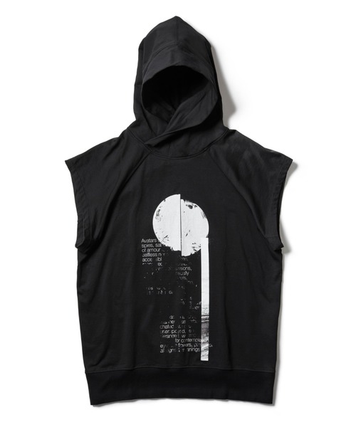 JULIUS（ユリウス）の「JULIUS/ユリウス/プリントスウェットノースリーブパーカー/827CUM2（パーカー・メンズ・ブラック/ベージュ・3/2）」の2枚目の写真