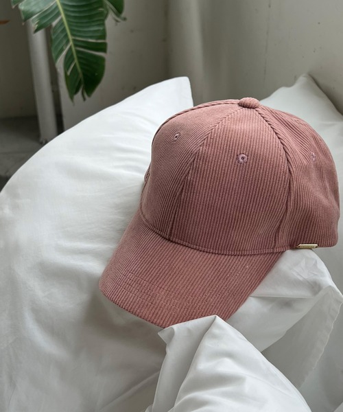 Doux archives(ドゥアルシーヴ)の「コーデュロイキャップ(キャップ・レディース・ブラウン/ピンク/ブラック・FREE)」の3枚目の写真