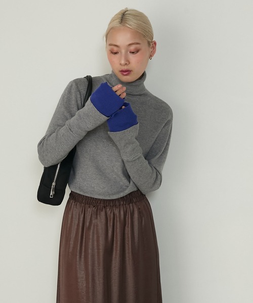 forksy.（フォルクシー）の「【forksy.】<エブリデイシリーズ>配色レイヤードニットタートルネックプルオーバー / 吸湿発熱（ニット/セーター・レディース・ブラック/ホワイト/グレー/チャコール/グレー系その他/ホワイト×ブラック/アイボリー/オフホワイト/グレー系/ブラック系・FREE）」の17枚目の写真